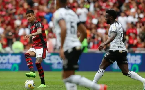 Pulgar tuvo su primer partido como titular en Flamengo (Foto: Flamengo)