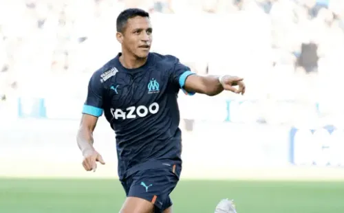 Alexis Sánchez festeja el tercer gol que anota para el Olympique de Marsella en la Ligue 1. (Getty Images).