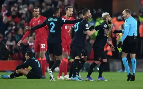 Esta es la tarjeta roja que le niega a Alexis Sánchez estar en el debut del Olympique de Marsella en la UEFA Champions League 2022/23. Foto: Getty Images