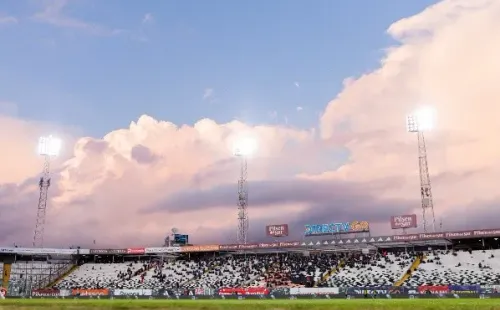 Colo Colo quiere un nuevo estadio Monumental y busca la manera de conseguir el dinero para su remodelación. Foto: Agencia Uno