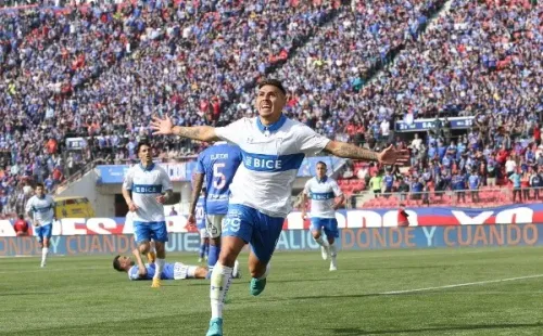 Holan tiene a Pinares con la confianza a tope y él responde con un gran nivel dentro de la cancha. | Foto: Agencia Uno