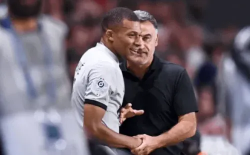 Kylian Mbappé y Cristophe Galtier muestran algo de la complicidad que han logrado en el PSG.