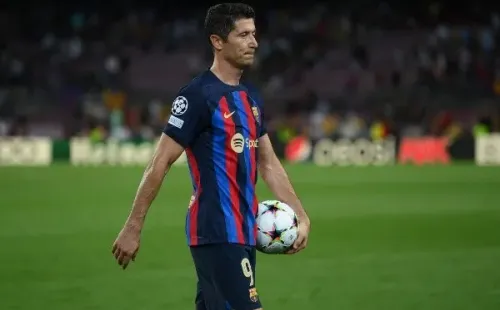 Robert Lewandowski de llevó el balón a casa. (Foto: Getty Images)