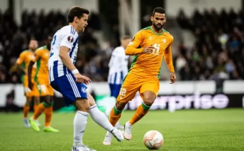 Willian José pasó de no ser inscrito a anotar un doblete para el triunfo del Real Betis en la UEFA Europa League. Foto: Comunicaciones Betis.