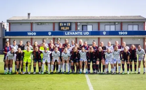 Camila Sáez se estrenaría con el Alavés este domingo. (Alavés Gloriosas)