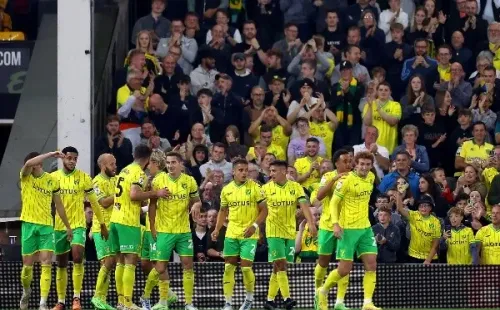 Marcelino Núñez y el Norwich se mantiene como sublíderes de la Championship. Foto: Getty Images