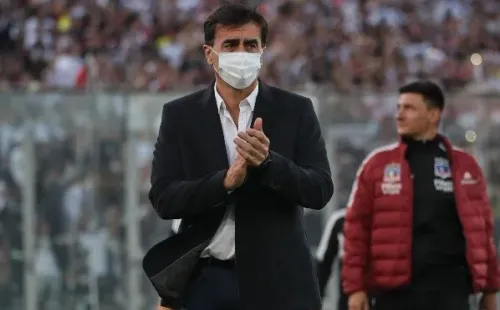 Gustavo Quinteros agradeció que Colo Colo pueda jugar con Cobresal tras los problemas en la programación. Foto: Agencia Uno