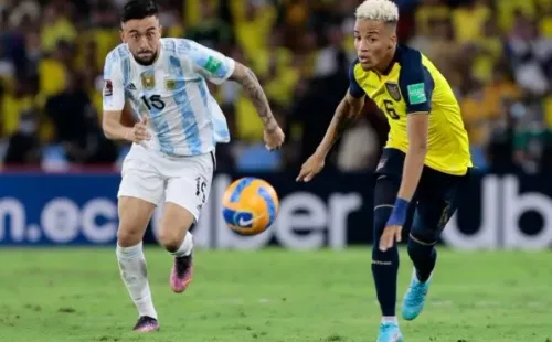 Byron Castillo es apuntado por irregularidades en su inscripción.