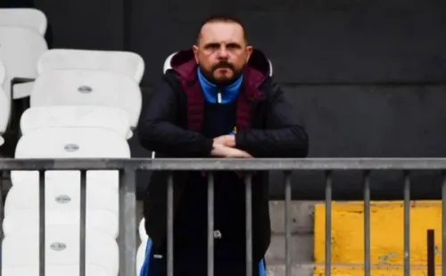 Javier Torrente recibe expulsión