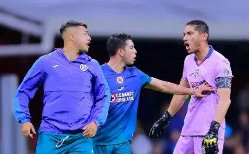 Iván Morales se peleó con el capitán de su equipo. (Foto: JAM Media)