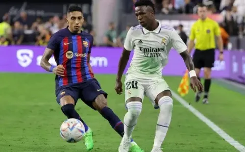 Raphinha la rompe en Barcelona, mientras que su compatriota Vinícius Júnior hace lo mismo en el Real Madrid. | Foto: Getty