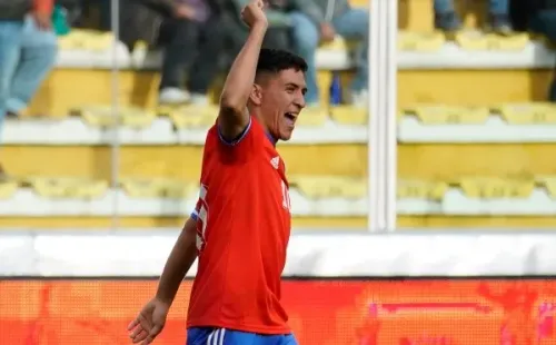 Así gritó Marcelino Núñez el gol que convirtió por Chile ante Bolivia en La Paz. (Getty Images).