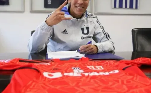 Vanina Correa fue oficializada como fichaje de la U. | Foto: Universidad de Chile