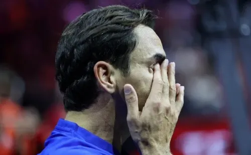 A Roger Federer le resultó imposible contener el llanto tras jugar su último partido como tenista profesional. (Getty Images).