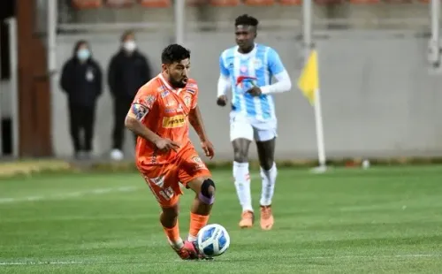 Magallanes y Cobreloa se enfrentan en un emocionante choque de líderes de la Primera B en la Copa Chile. Foto: Comunicaciones Campeonato Chileno.