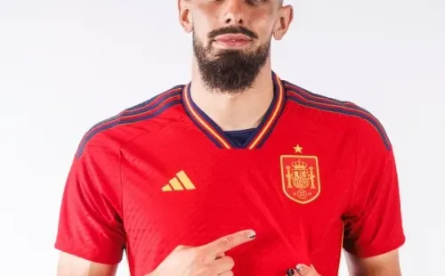 Borja Iglesias fue convocado a España gracias a su tremenda campaña con el Real Betis de Manuel Pellegrini y Claudio Bravo. Foto: Comunicaciones Selección de España.