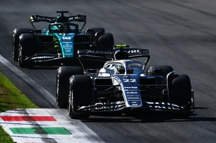 Yuki Tsunoda seguirá piloteando a AlphaTauri para el 2023. Foto: Getty Images.
