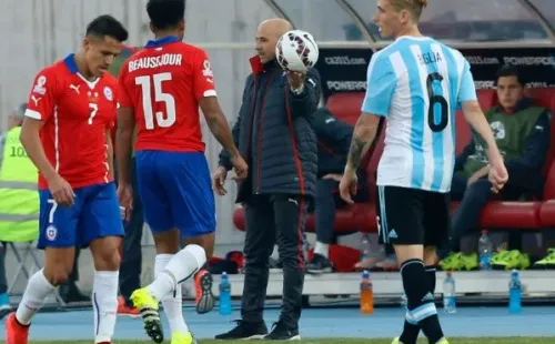 Jorge Sampaoli con Jean Beausejour y Alexis Sánchez en la final de la Copa América 2015. (Agencia Uno).