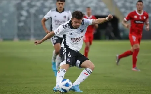 Fuentes alabó el trabajo de Quinteros en Colo Colo (Agencia Uno)