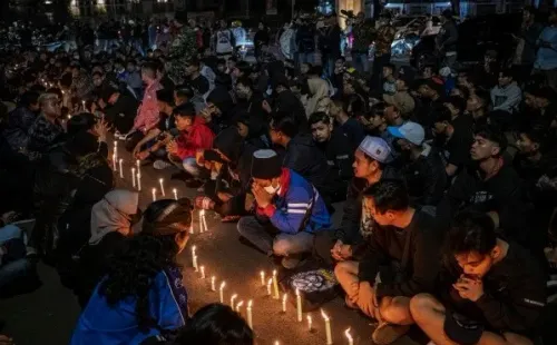 Así se ha manifestado la gente luego de la tragedia que terminó con 174 personas muertas en Indonesia. (Getty Images).