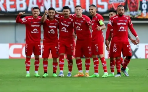 Ñublense, uno de los equipos destacados en la temporada del fútbol chileno. (Agencia Uno).