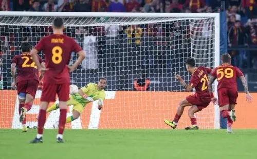 imago is entitled to issue a simple usage license at the time of provision. Personality and trademark rights as well as copyright laws regarding art-works shown must be observed. Commercial use at your own risk.