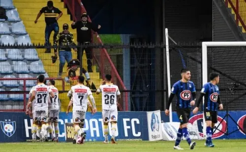 Coquimbo Unido derrotó a Huachipato y revivió en el fondo de la tabla de posiciones. Foto: Agencia Uno