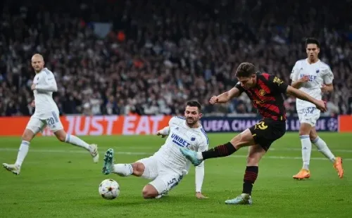 Julián Álvarez no estuvo a la altura de Erling Haaland en la ofensiva del City (Getty)