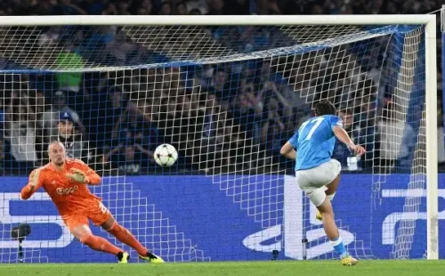 Triunfo y clasificación de Napoli en Champions.