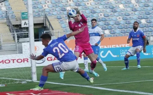 Lucas Assadi fue de las buenas figuras de la U en la clasificación a semifinales de la Copa Chile: empate contra la UC en la polémica revancha.