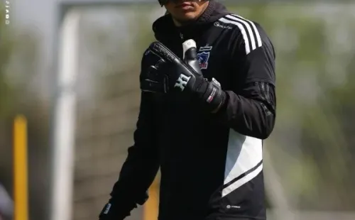 Brayan Cortés ya entrena con el resto de sus compañeros pensando en el choque con Coquimbo Unido. Foto: Comunicaciones Colo Colo