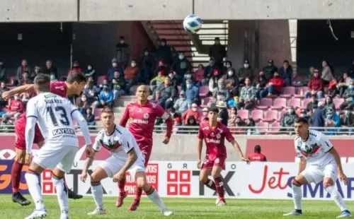 La Serena pidió que Palestino gane el partido ante Antofagasta. Tanto los Pumas como los Papayeros luchan por no descender. | Foto: Agencia Uno