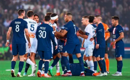 El brasileño Marquinhos, capitán del PSG, fue quien peor se tomó la infracción de Samuel Gigot sobre Neymar en Le Classique.