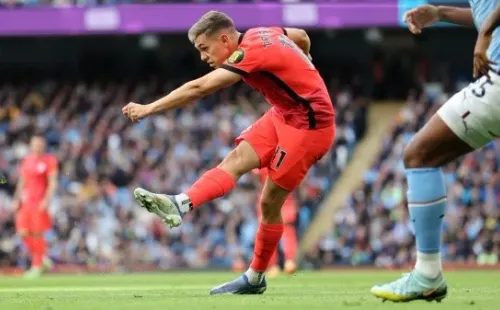 Leonardo Trossard fue clave en la visita.