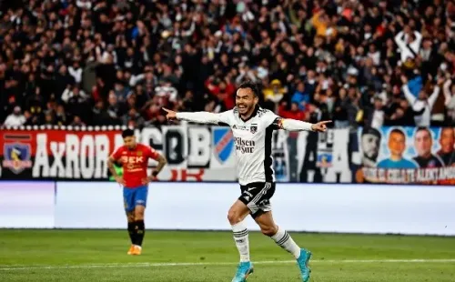Gabriel Suazo vive su mejor momento en Colo Colo y está cerca de partir. Foto: Agencia Uno