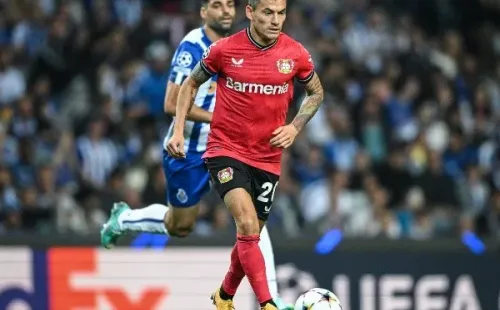 PORTO, PORTUGAL - OCTOBER 04: Charles Aránguiz of Bayer 04 Leverkusen in action during the UEFA Champions League group B match between FC Porto and Bayer 04 Leverkusen at Estadio do Dragao on October 4, 2022 in Porto, Portugal. (Photo by Octavio Passos/Getty Images)-Not Released (NR)