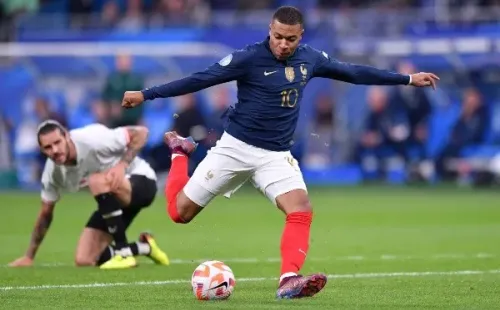 Mbappé ninguneó al fútbol que se juega en Sudamérica para las eliminatorias (Getty)