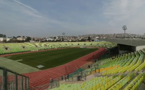 El estadio Elías Figueroa está en reparaciones actualmente de cara a Santiago 2023. (Agencia Uno)