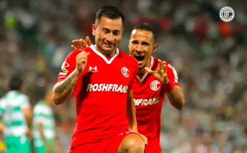 Jean Meneses también es parte del equipo.