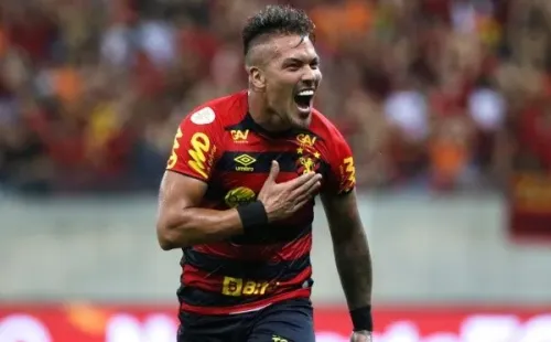 Javier Parraguez festeja uno de los ocho goles que ha convertido en el Sport Recife de Brasil, donde llegó cedido por Colo Colo.