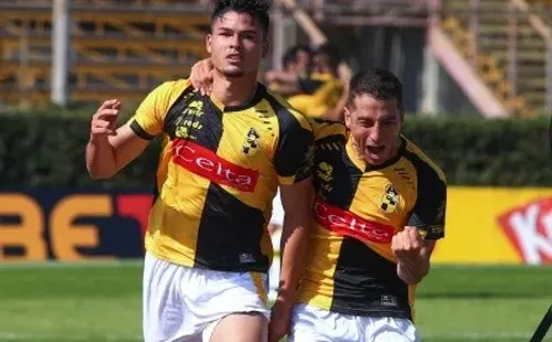 Jesús Ramírez celebra un gol en Coquimbo Unido, donde tuvo dos ciclos. (Agencia Uno).
