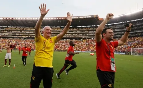 Dorival Júnior celebró con mucha emoción el título de Flamengo en la Copa Libertadores 2022. (Getty Images).