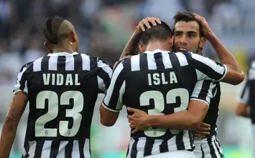 Carlos Tévez formó una gran amistad con los chilenos en Juventus. | Foto: Getty