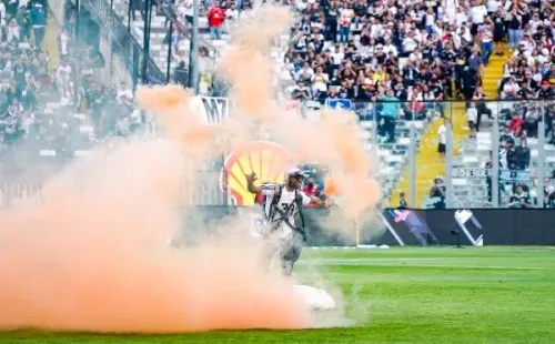 EL Hombre Pájaro aterrizó con la camiseta de la 33