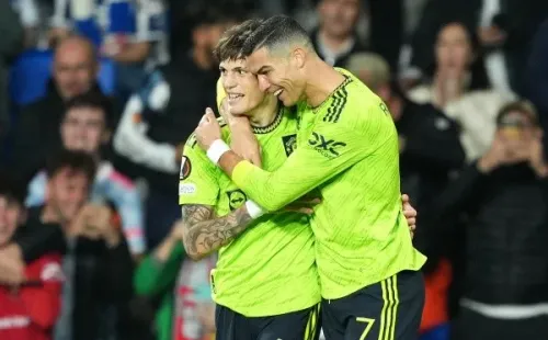 Garnacho y Ronaldo, un crack que nace y una leyenda del fútbol. | Foto: Getty