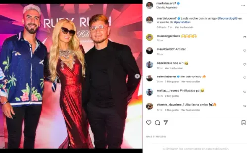 Juan Martín Lucero y Leonardo Gil posan para las cámaras junto a Paris Hilton.