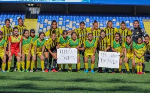 El plantel femenino de Arturo Fernández Vial vive un drama gigante por la demora en los pagos. Foto: Comunicaciones A.F. Vial.