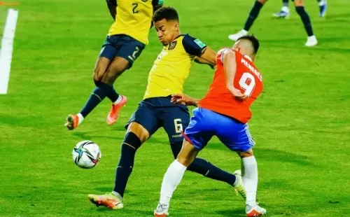 Byron Castillo se burla del fallo del TAS provocando a Chile. Foto: Guille Salazar, RedGol.