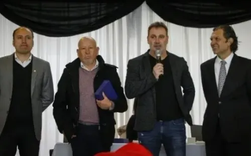 Orellana junto a Valladares, Barticciotto y Mosa en el 2019 (Foto: CSD Colo Colo)