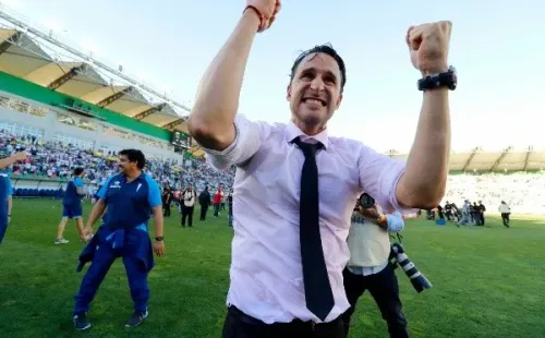 Beñat San José celebra con sus puños el título de la UC en 2018. (Agencia Uno).